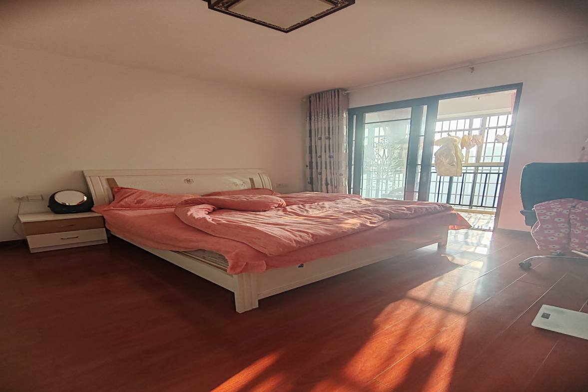 回龙湾主人家园  0室0厅0卫    82.8万客厅