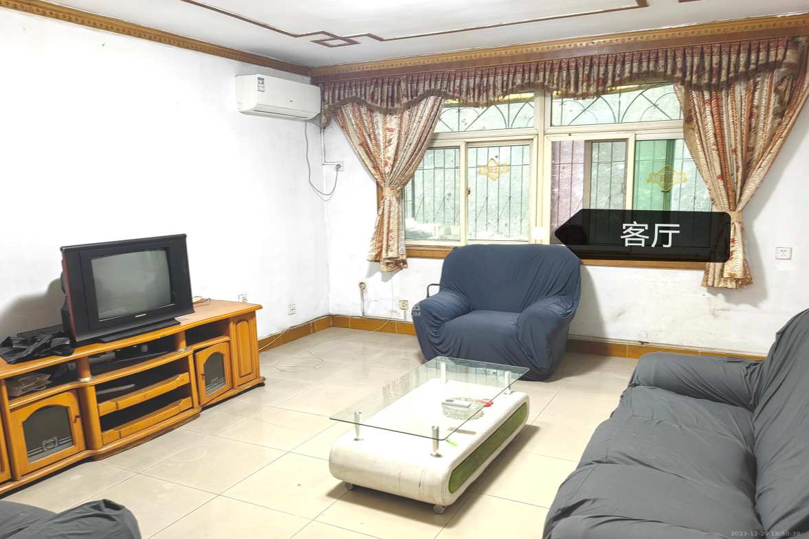 建丰公寓(长沙卷烟厂宿舍)  2室2厅1卫    1600.0元/月 建丰公寓(长沙卷烟厂宿舍)  2室2厅1卫    1600.0元/月室内图1