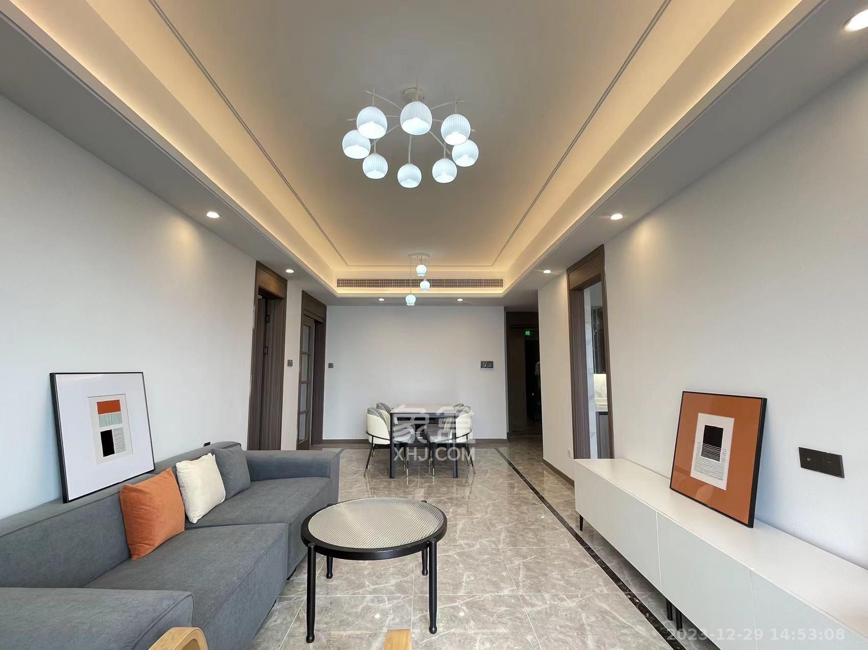 绿地V岛  3室2厅2卫    4000.0元/月