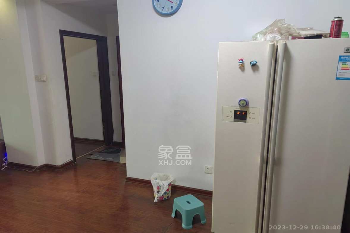 恒大华府  2室2厅1卫    2300.0元/月室内图