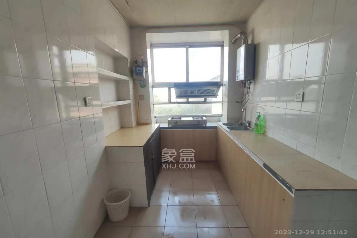 东风一村社区房（王家垅）  3室1厅1卫   1500.00元/月室内图