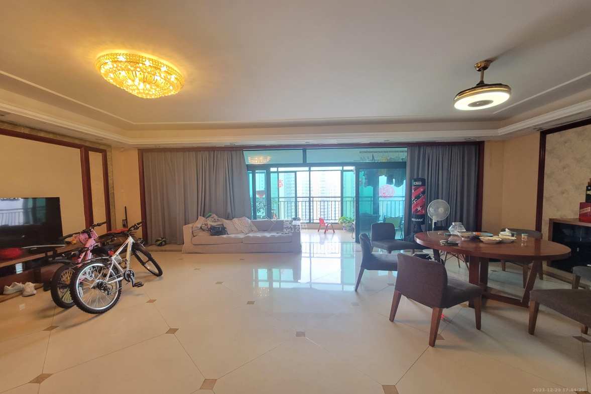 恒大雅苑  5室2厅1卫    8000.0元/月 恒大雅苑  5室2厅1卫    8000.0元/月室内图