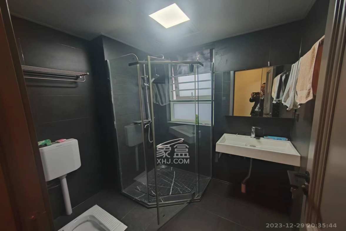 北辰三角洲B2E2区  4室2厅2卫   5500.00元/月室内图