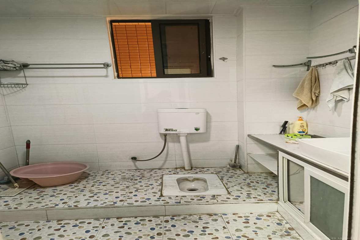 凯旋名门人民中路1006号 3室2厅1卫 1800.0元/月 凯旋名门人民中路1006号 3室2厅1卫 1800.0元/月室内图