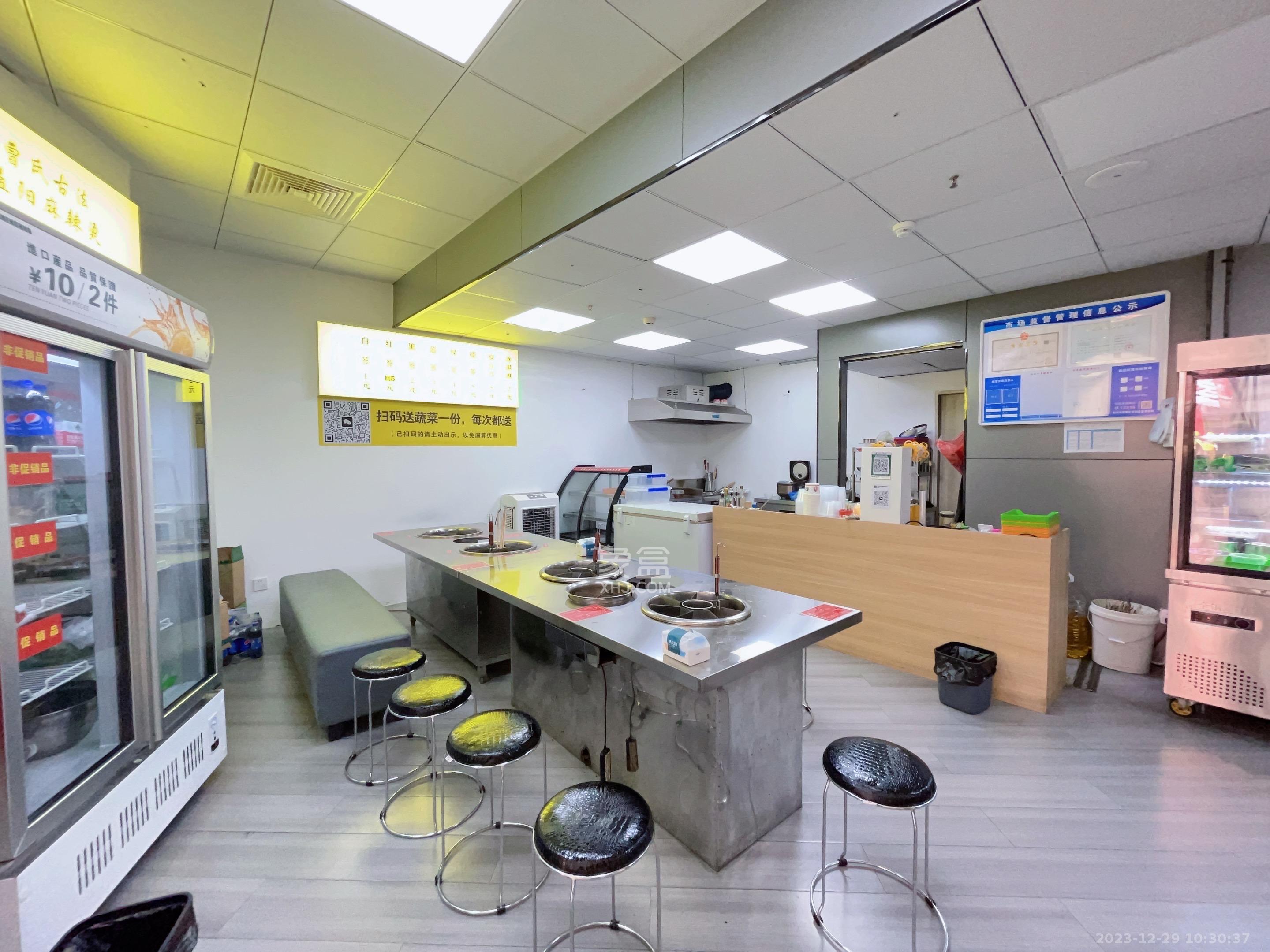 奥克斯广场   45.0㎡      7000.0元/月室内图