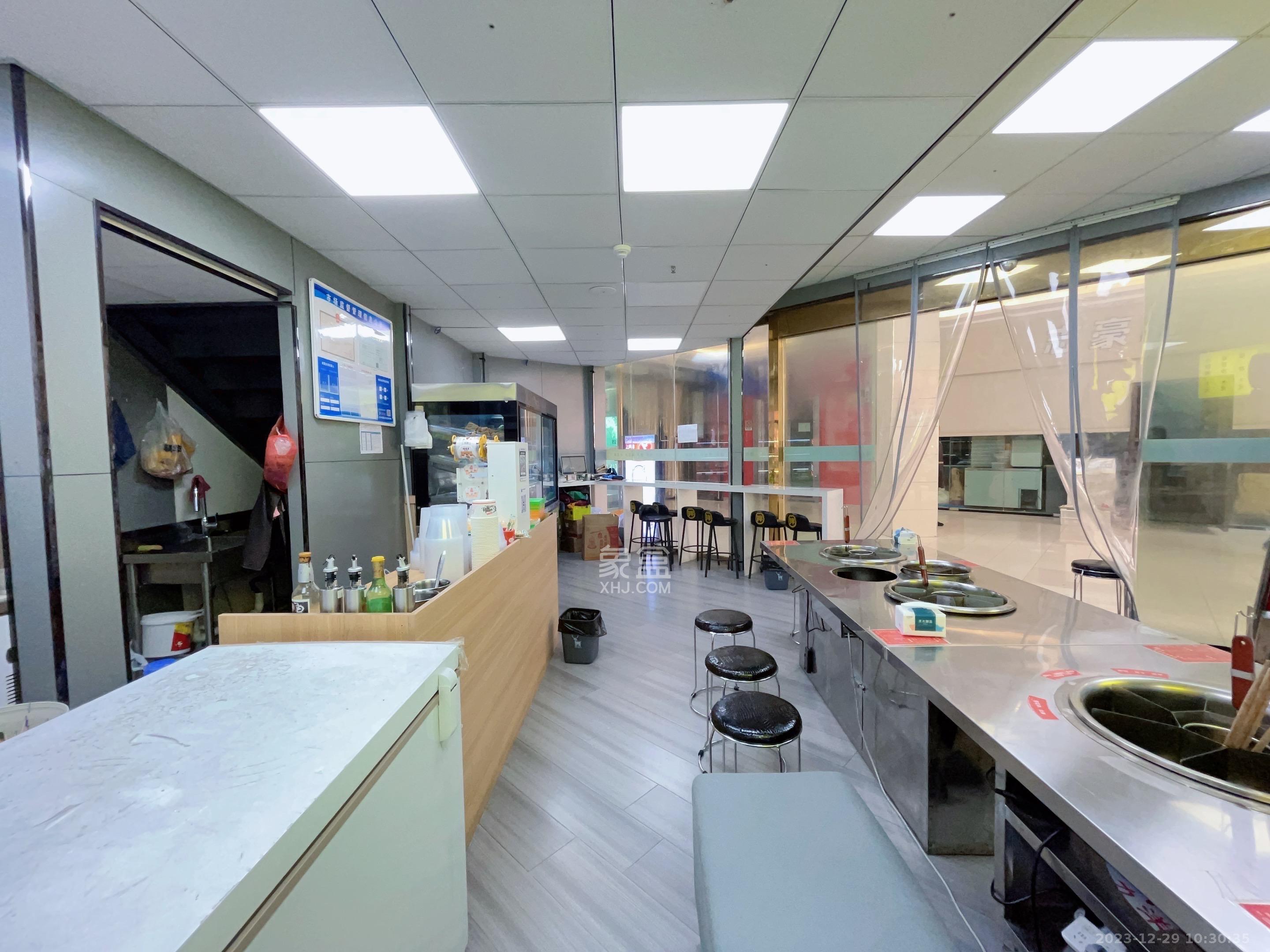 奥克斯广场   45.0㎡      7000.0元/月室内图