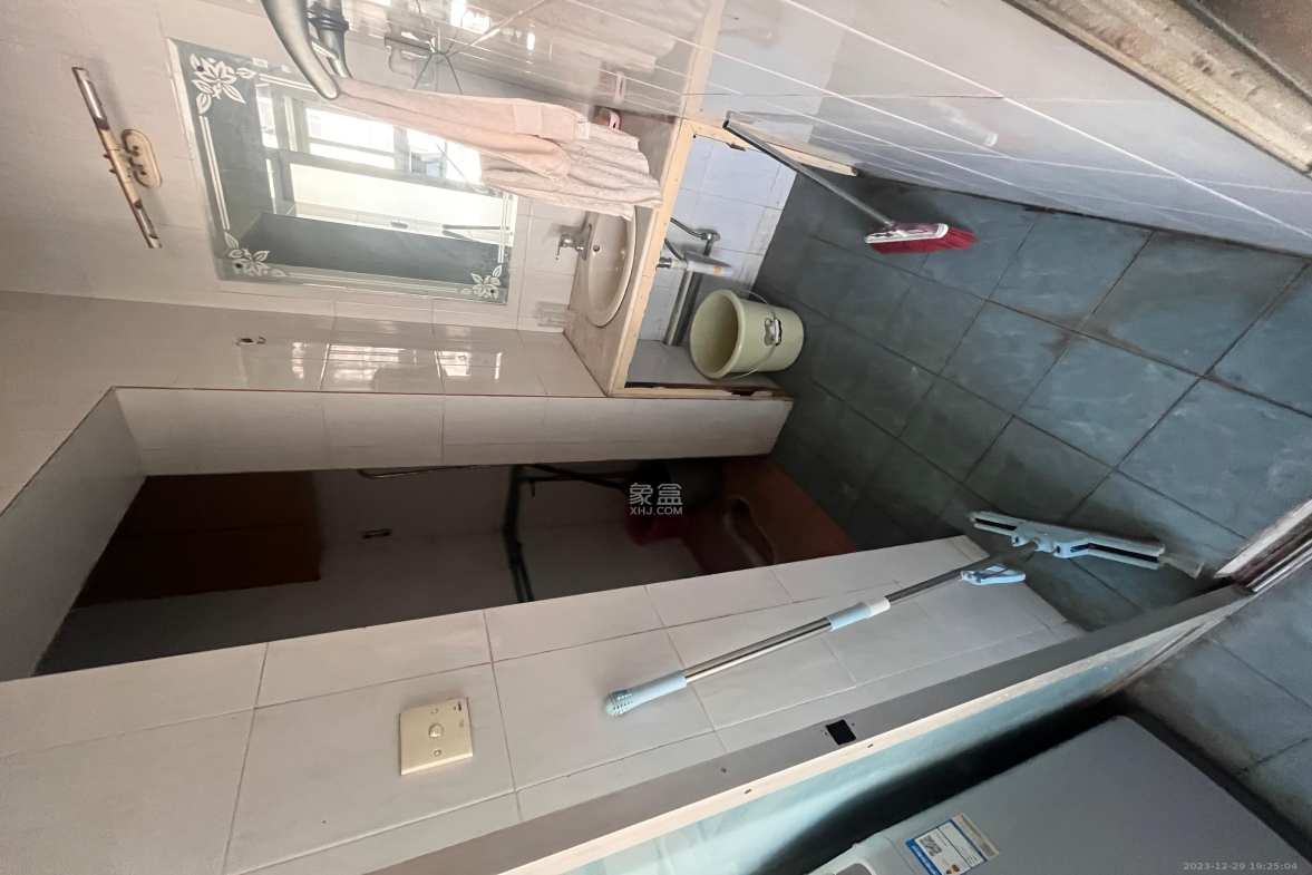 测绘局单位房 2室2厅1卫 1100.0元/月 测绘局单位房 2室2厅1卫 1100.0元/月室内图