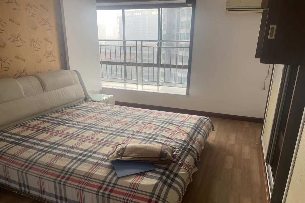 宏和君悦名居  3室2厅2卫   66.80万室内图
