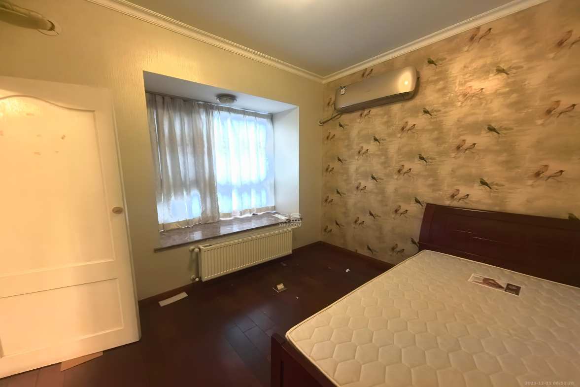 西岸润泽府  4室2厅2卫    4200.0元/月室内图