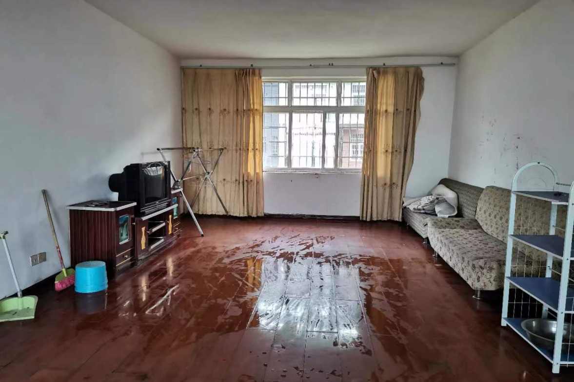 广圆秀之都  3室2厅2卫    900.0元/月室内图