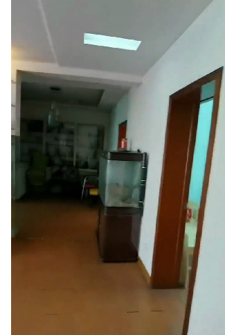 环卫处家属楼  3室2厅2卫    1300.0元/月室内图1