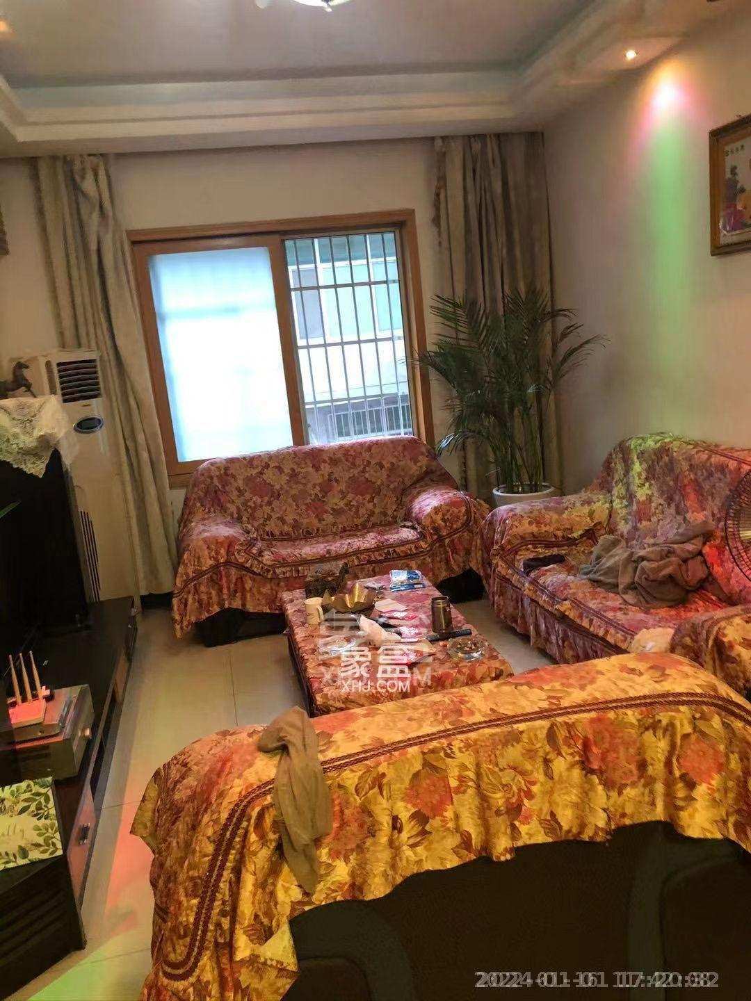 天赐万象汇  4室2厅2卫   1500.00元/月室内图