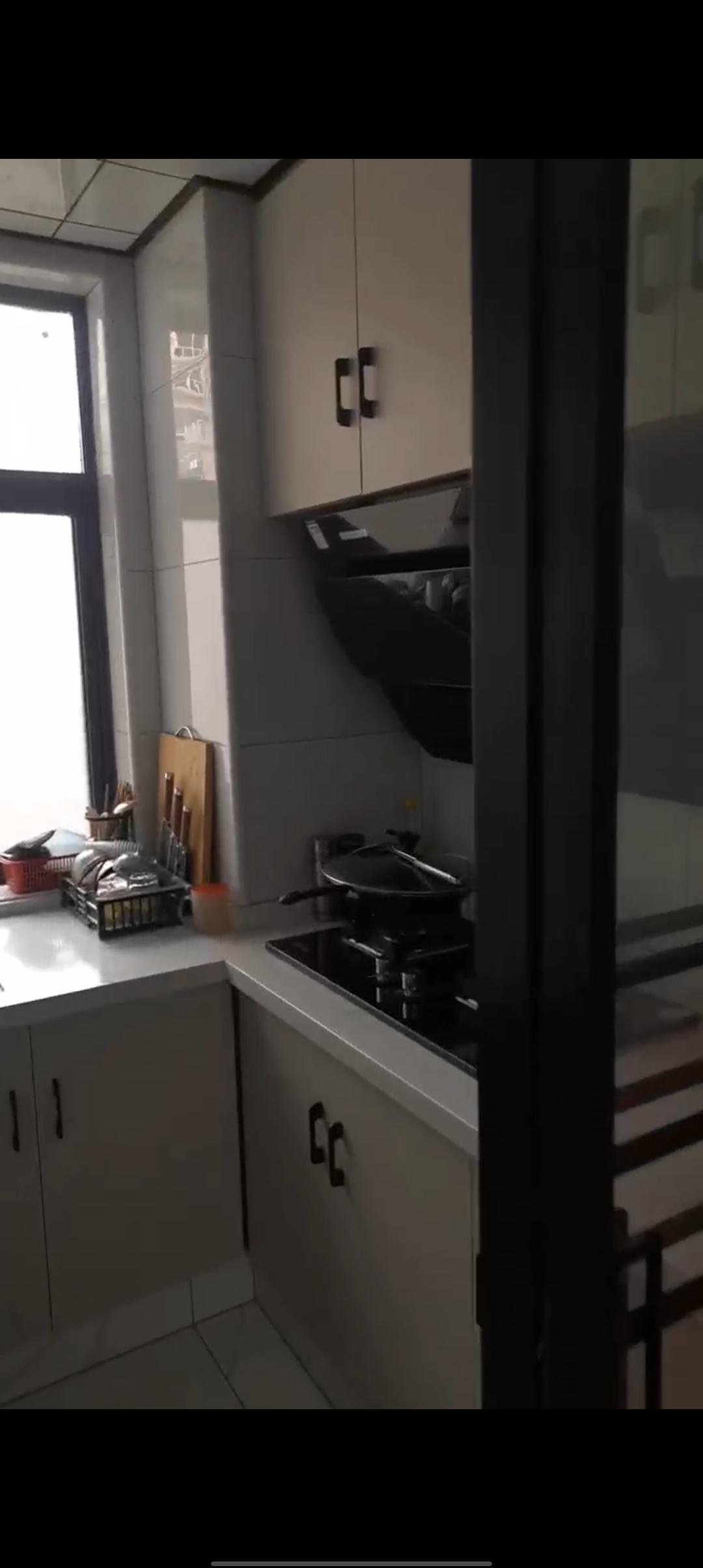 南苑上和三期 1室1厅1卫 1280.0元/月 南苑上和三期 1室1厅1卫 1280.0元/月室内图