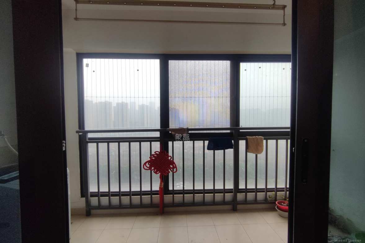 阳光城尚东湾蓝莓苑  3室2厅1卫    2800.0元/月室内图