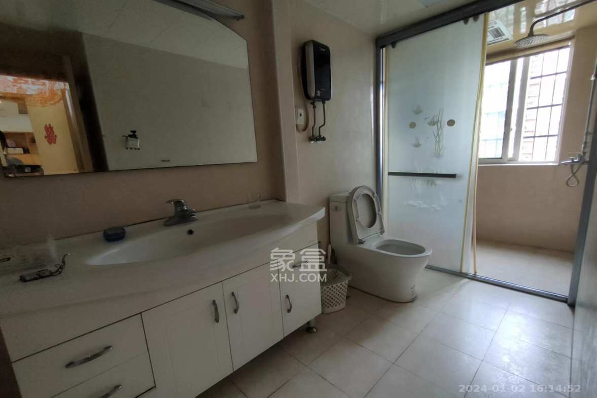 筑梦园 3室2厅2卫 2600.0元/月 筑梦园 3室2厅2卫 2600.0元/月室内图