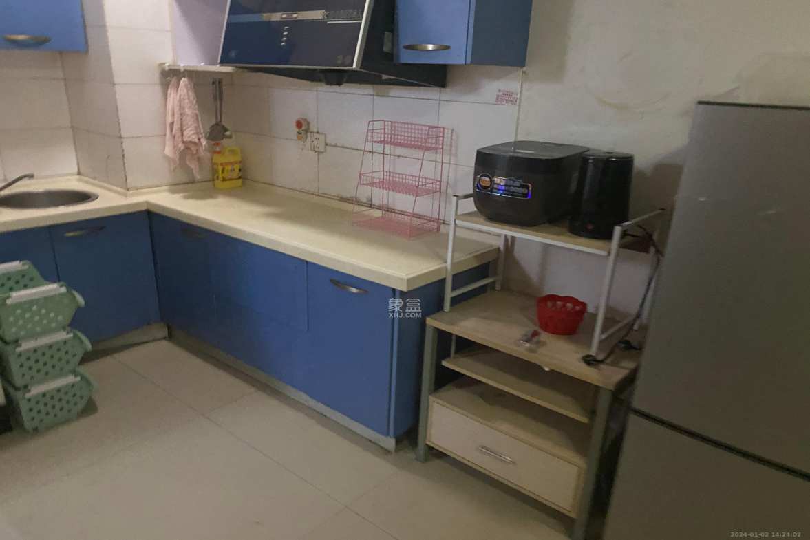 东方公寓 1室1厅1卫 1500.0元/月 东方公寓 1室1厅1卫 1500.0元/月室内图