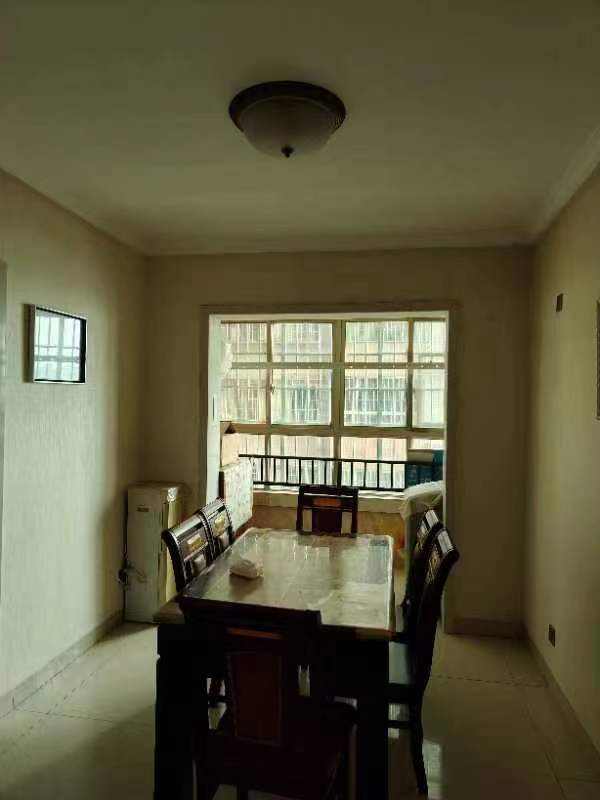 进步亚泰  0室0厅0卫    1600.0元/月室内图1