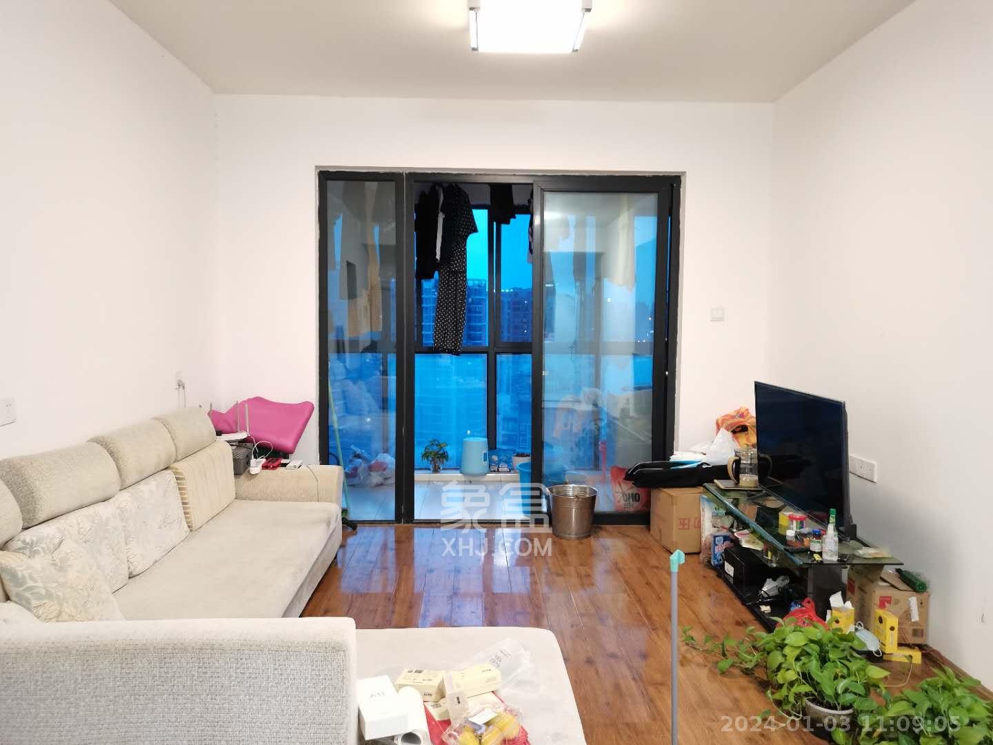 高盛华成 3室2厅1卫 2300.0元/月