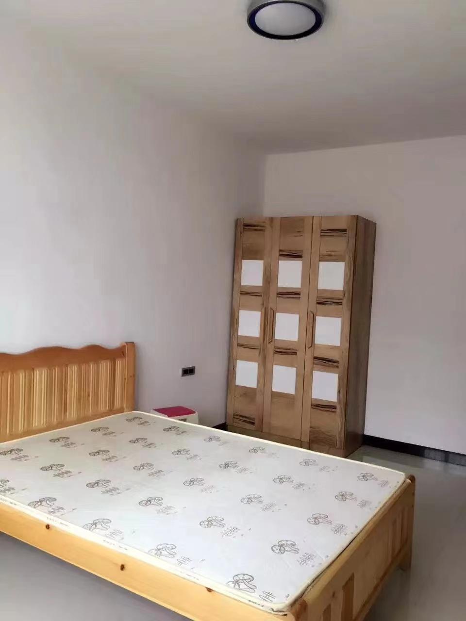 城西安置小区 0室0厅0卫 750.0元/月 城西安置小区 0室0厅0卫 750.0元/月室内图