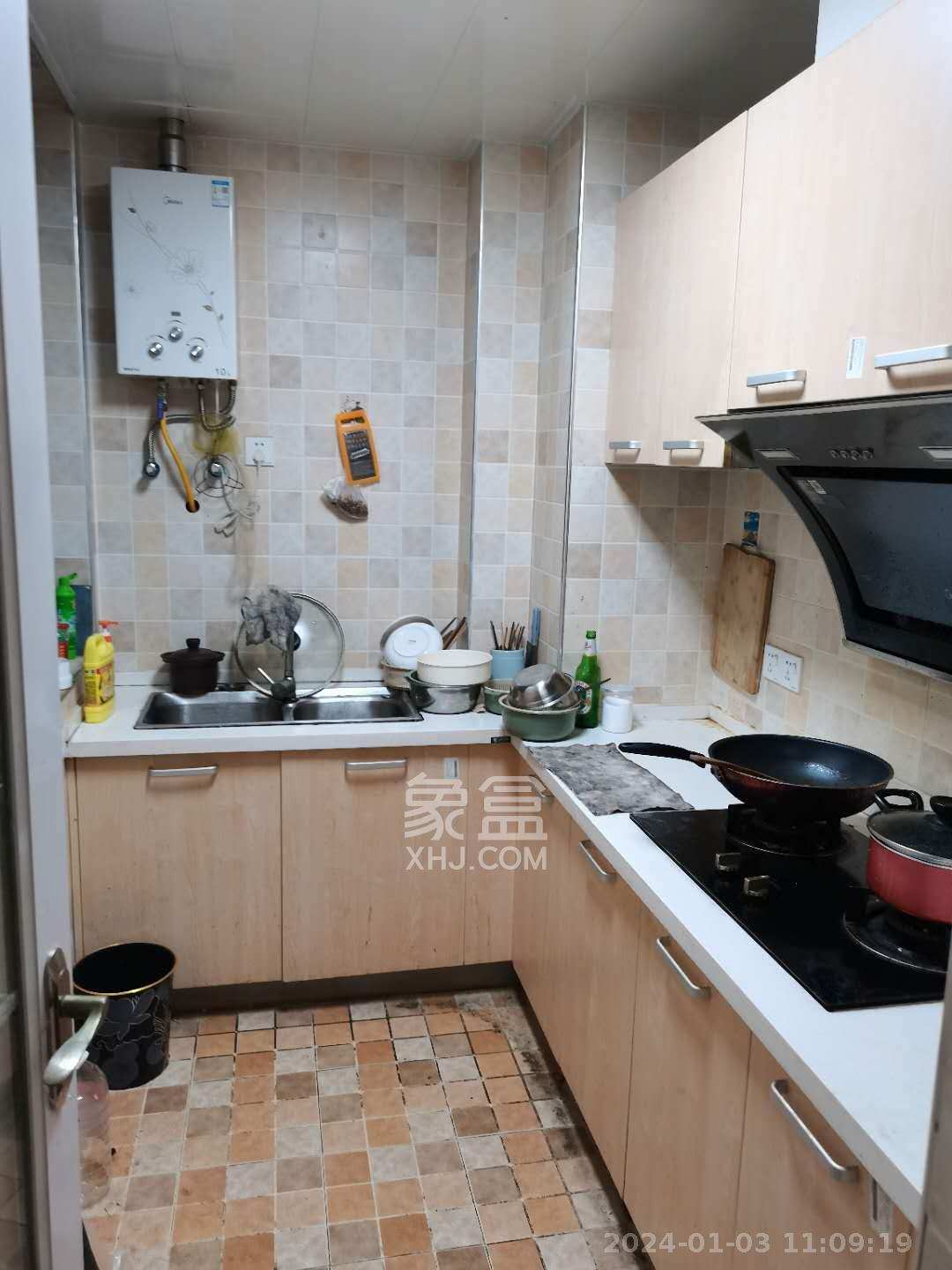 高盛华成  3室2厅1卫    2300.0元/月室内图