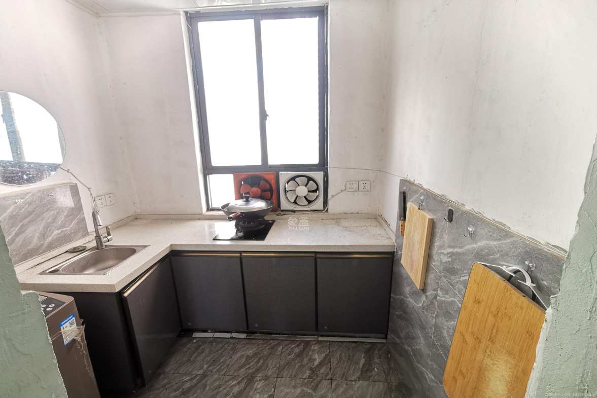 蒸菜街小区  0室0厅0卫   2500.00元/月室内图