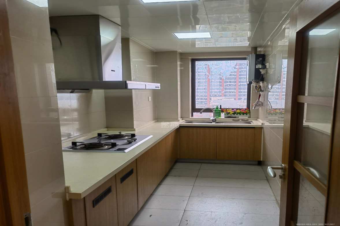 中泰财富湘江 1室1厅1卫 1300.0元/月 中泰财富湘江 1室1厅1卫 1300.0元/月室内图