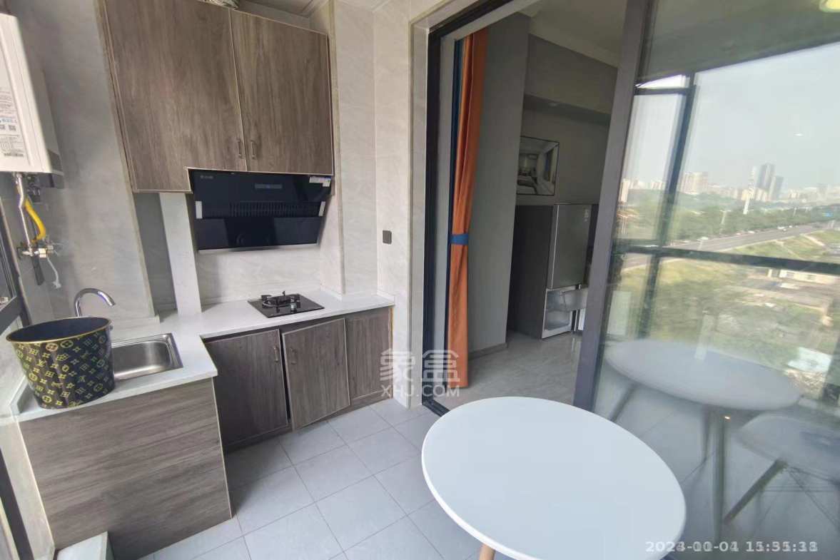 中泰财富湘江  1室1厅1卫    1600.0元/月室内图