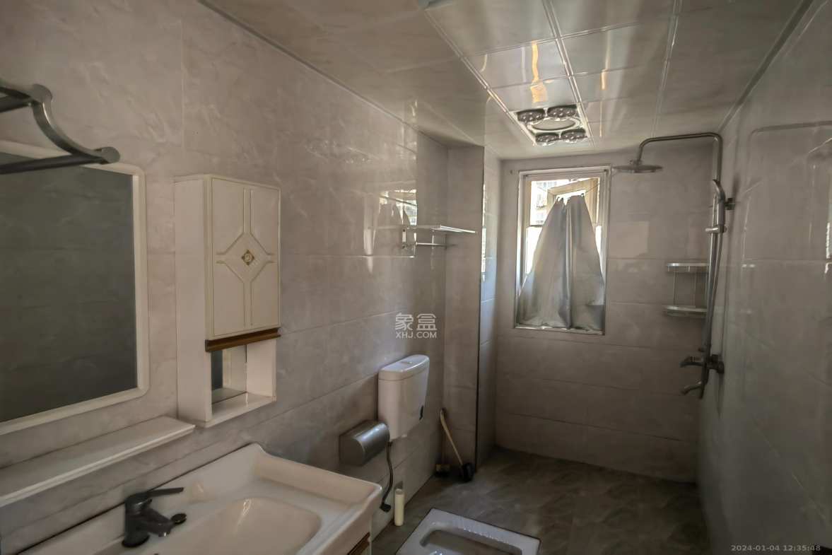 万国城(当代满庭春MOMA)三期 3室2厅2卫 2800.0元/月 万国城(当代满庭春MOMA)三期 3室2厅2卫 2800.0元/月室内图