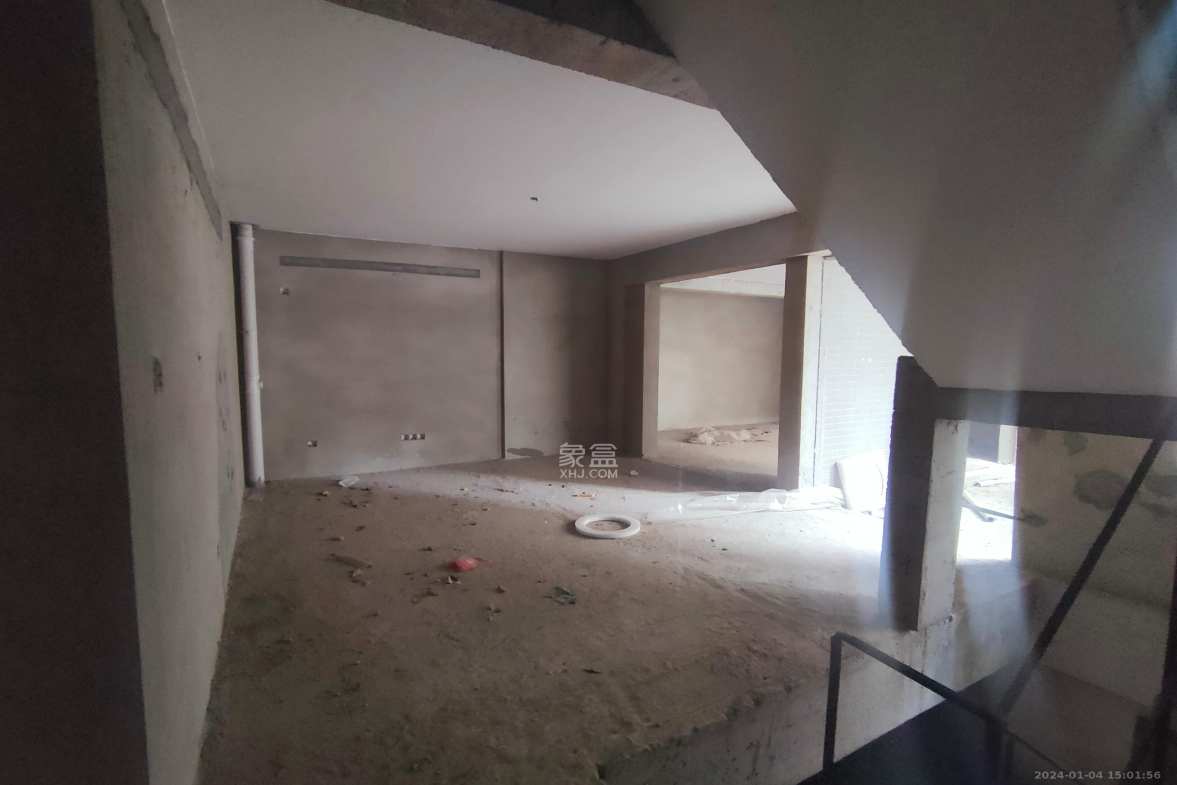 海伦春天  6室3厅3卫    3500.0元/月室内图