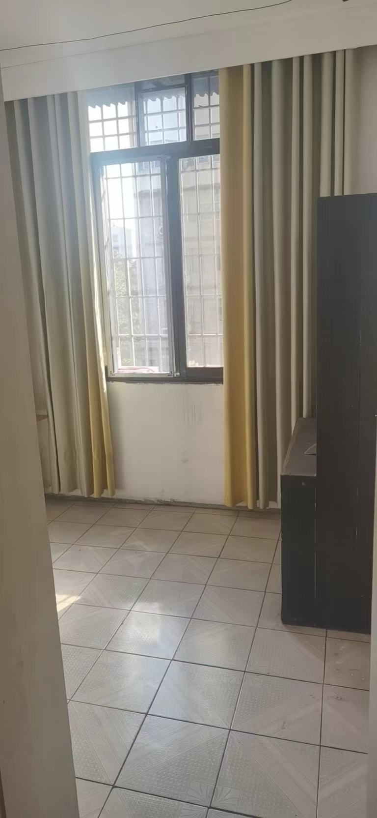 建设银行关节脑家属楼  2室1厅1卫    37.9万