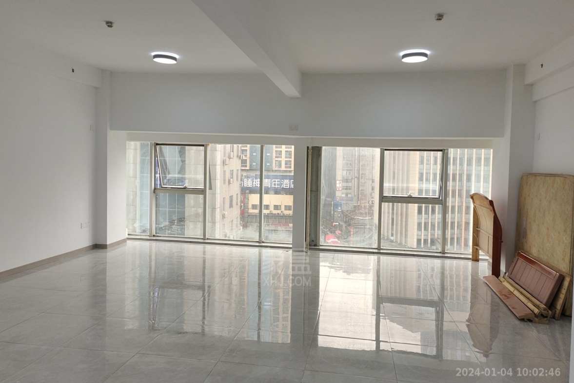 金轮时代广场  1室1厅1卫    2500.0元/月室内图