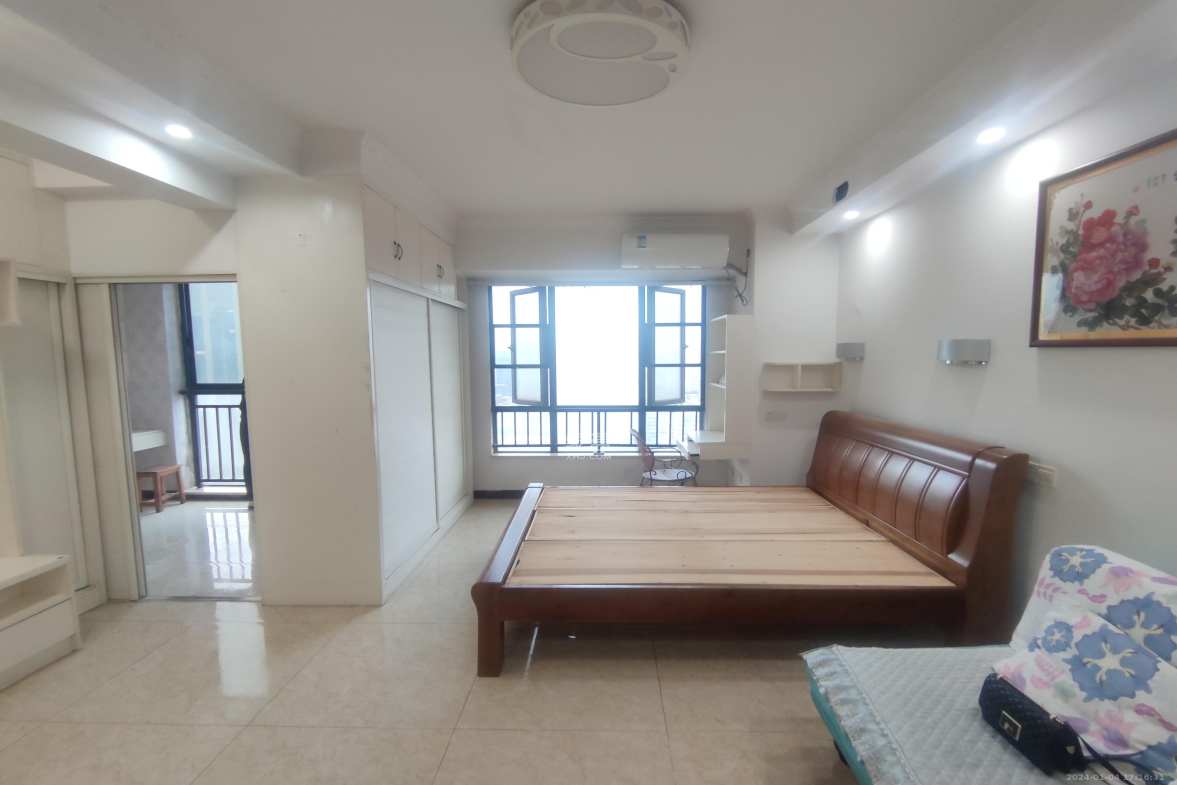 万博汇  2室1厅1卫    2300.0元/月室内图1