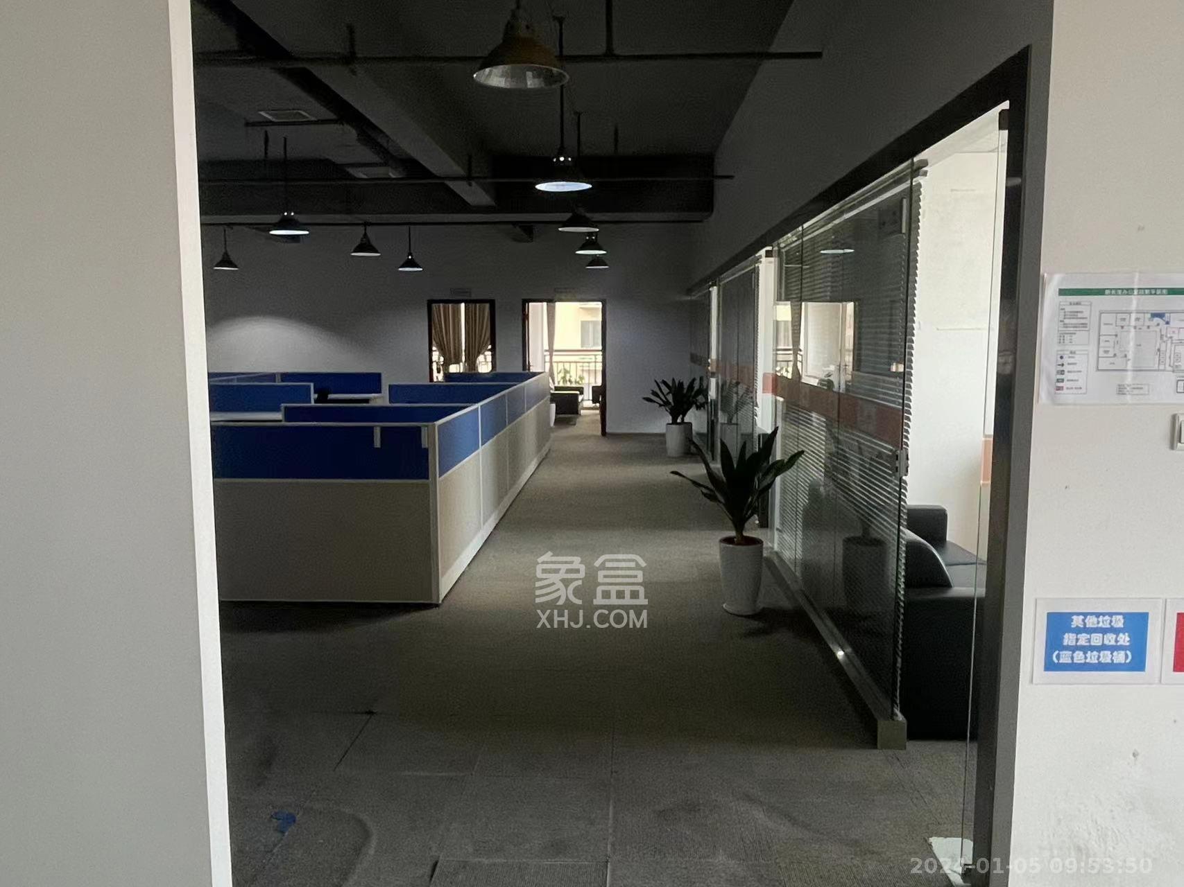 新长海广场   503.0㎡      23500.0元/月室内图