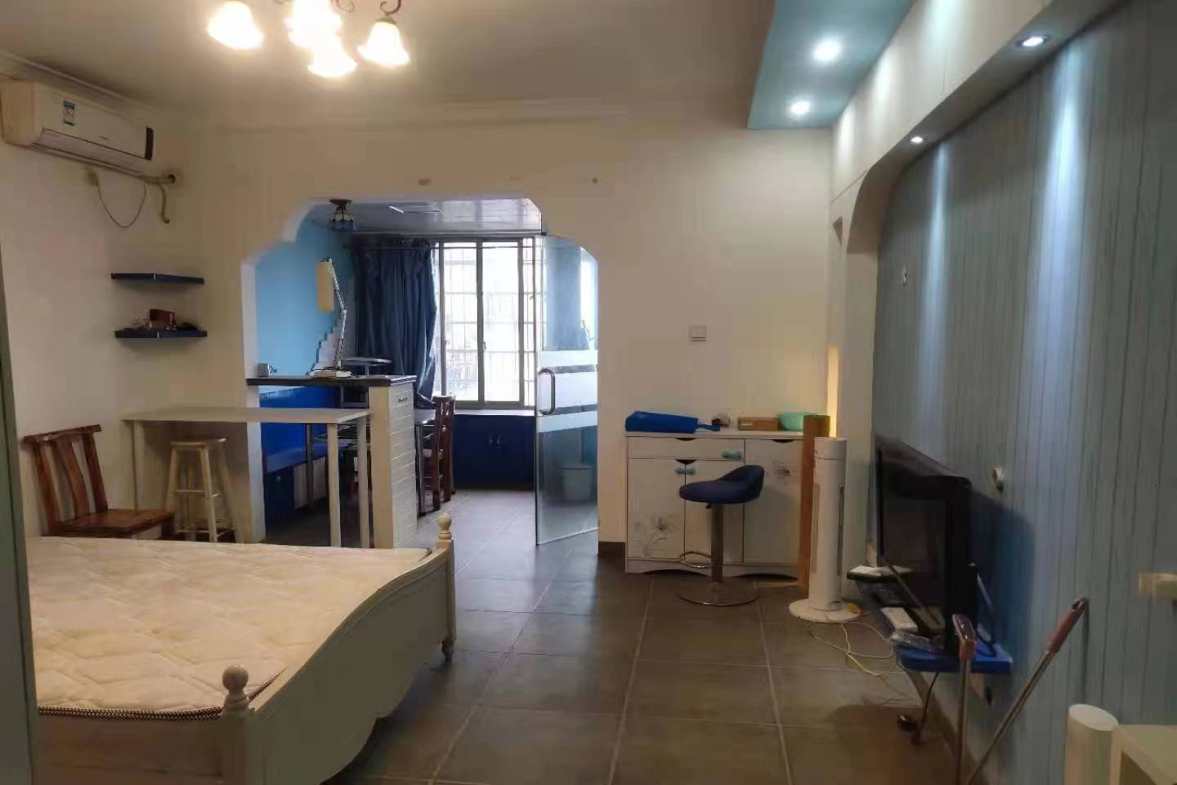 龙泰熙城  1室1厅1卫    850.0元/月室内图