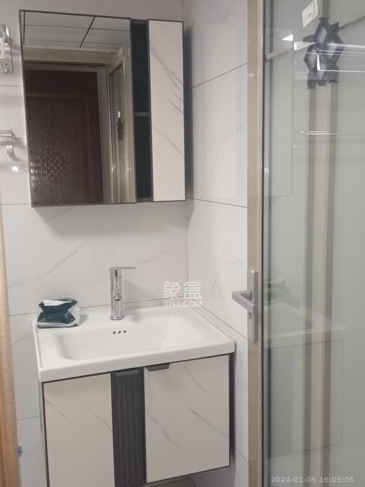 太阳城  2室1厅2卫    1400.0元/月