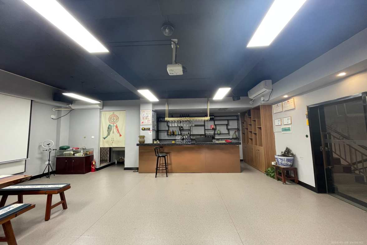 龙塘安置区(龙塘小区) 0室0厅0卫 8000.0元/月 龙塘安置区(龙塘小区) 0室0厅0卫 8000.0元/月室内图