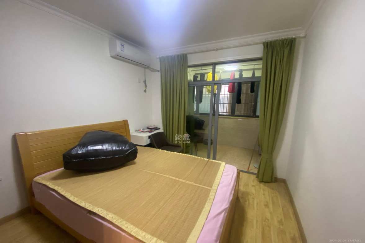 西源鑫大厦  3室2厅2卫   3000.00元/月室内图