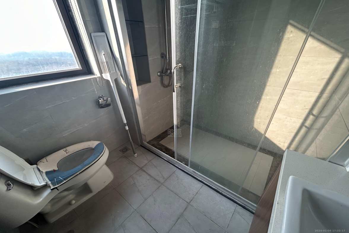 城际空间站  4室2厅1卫   2300.00元/月室内图
