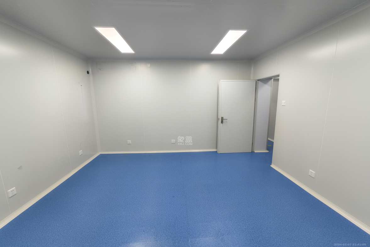 麓谷锦园  5室2厅2卫   11000.00元/月室内图
