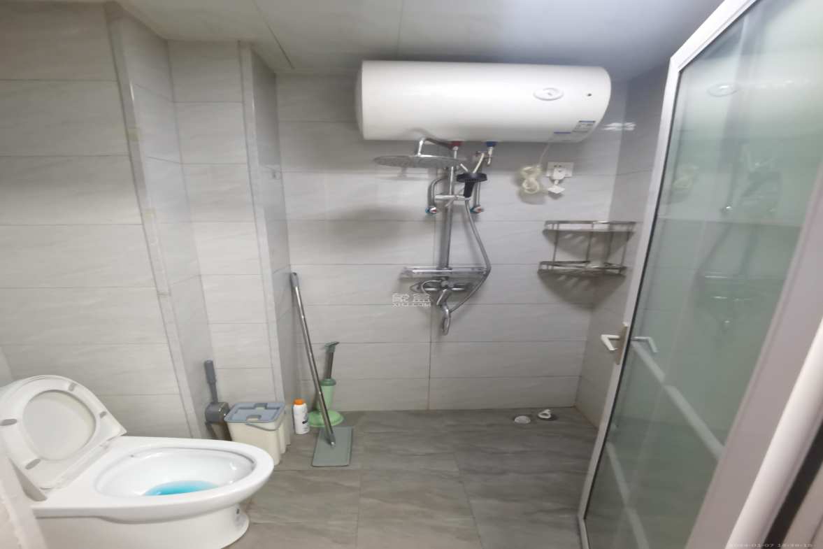 万润时光里  1室1厅1卫    1900.0元/月室内图