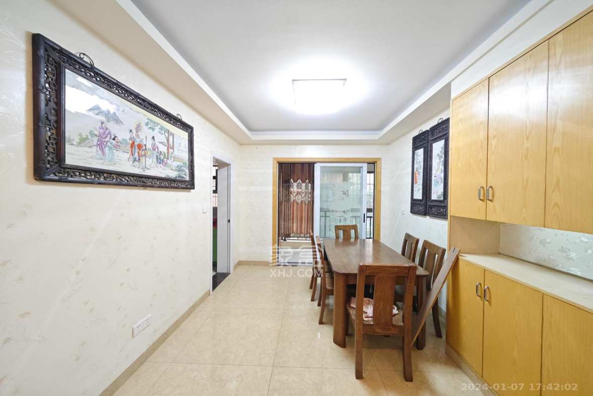 中天瑞景  3室2厅2卫   2800.00元/月室内图