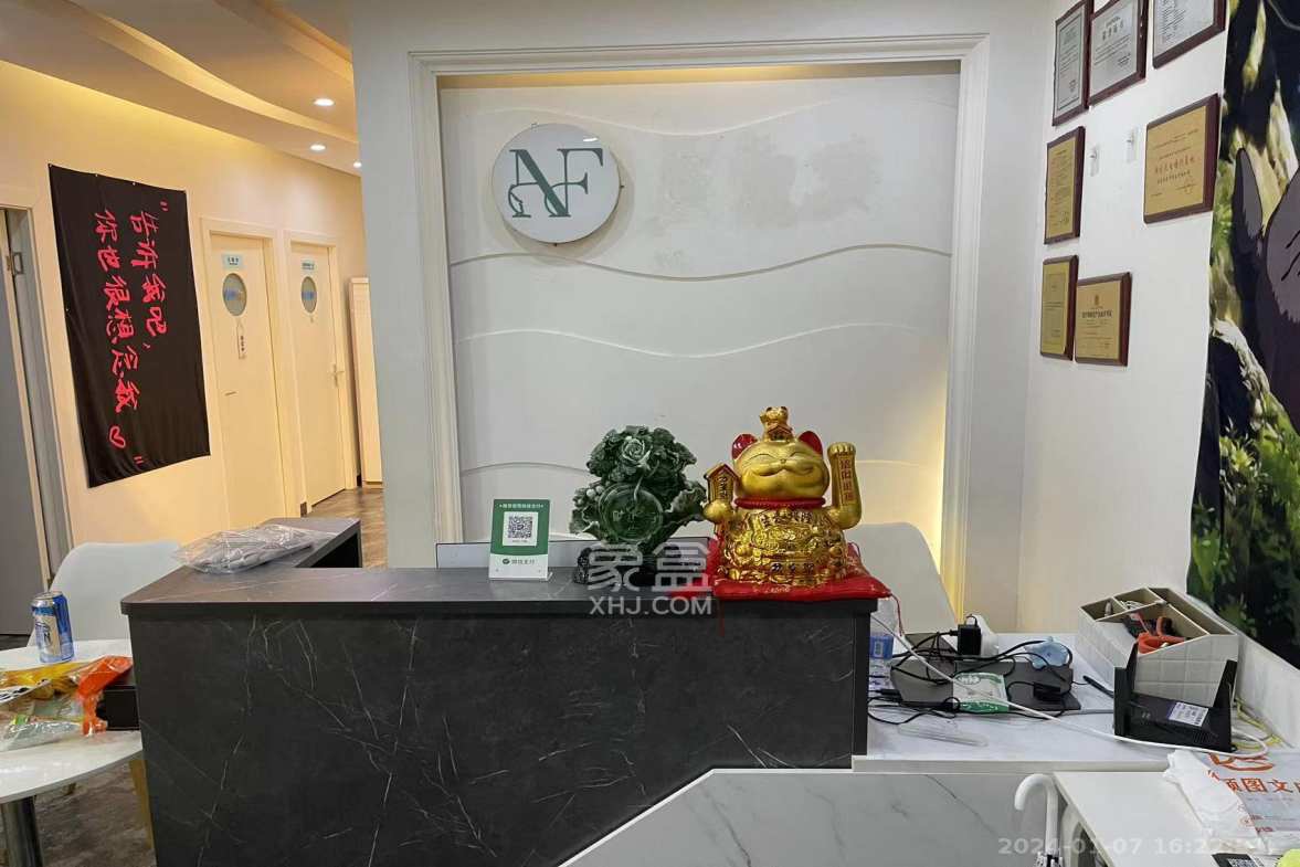 德思勤城市广场(宝格丽公寓) 1室1厅1卫 5700.0元/月 德思勤城市广场(宝格丽公寓) 1室1厅1卫 5700.0元/月室内图