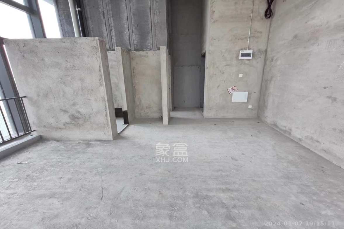 卓越中寰  1室1厅1卫   3200.00元/月室内图