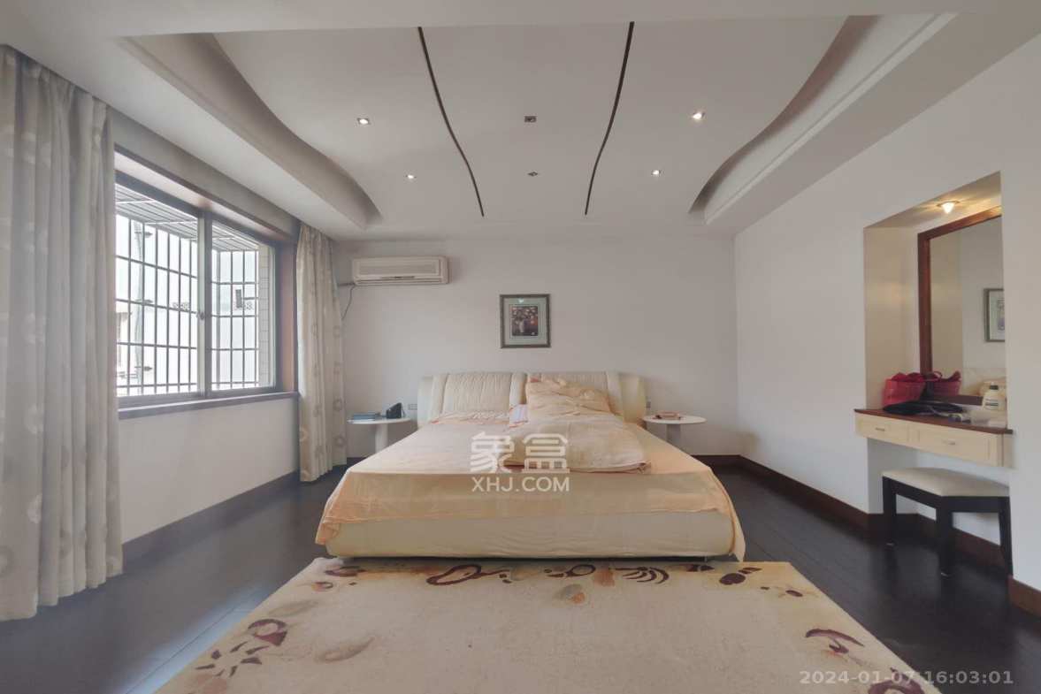 河东国税局  4室2厅1卫    90.0万 河东国税局  4室2厅1卫    90.0万室内图