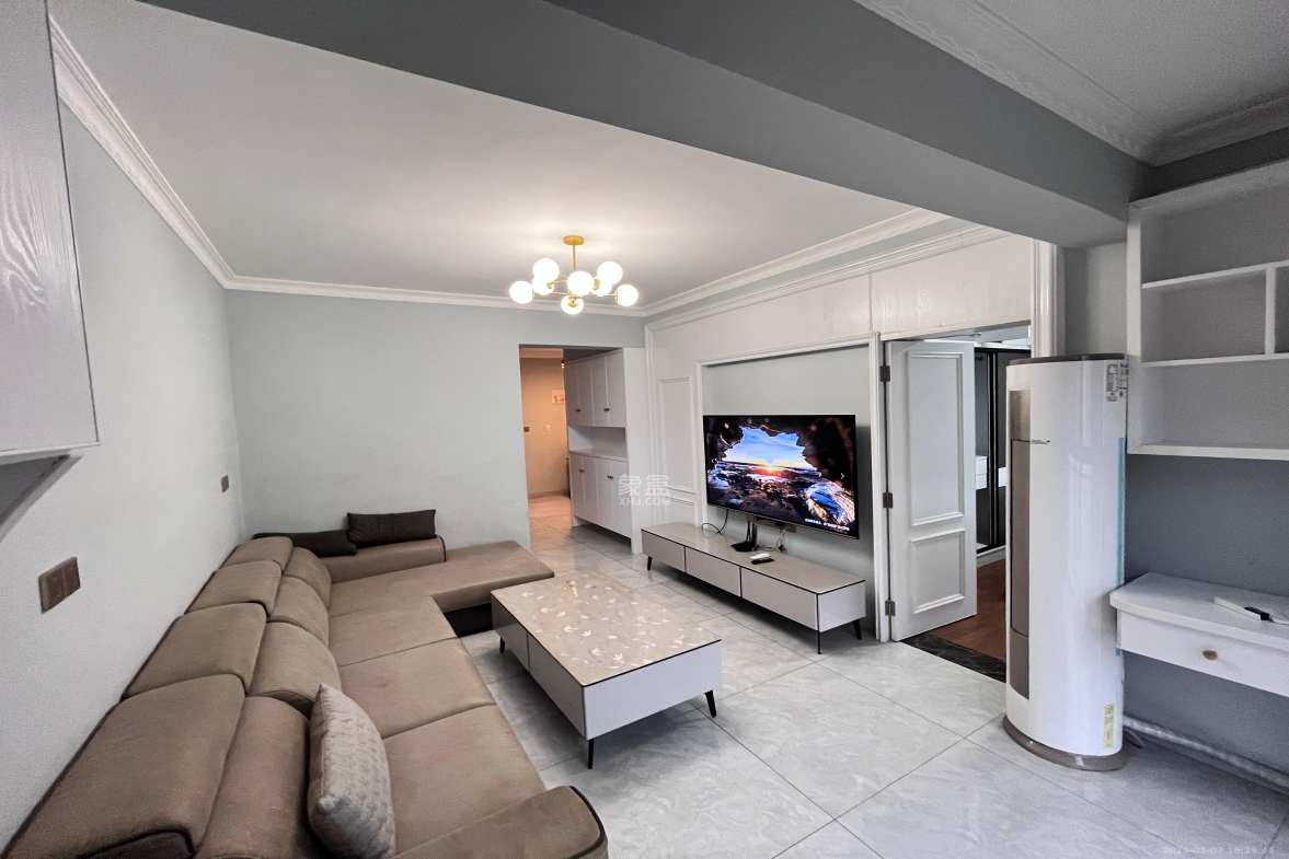 梅溪鑫苑名家 3室2厅1卫 2600.0元/月 梅溪鑫苑名家 3室2厅1卫 2600.0元/月室内图