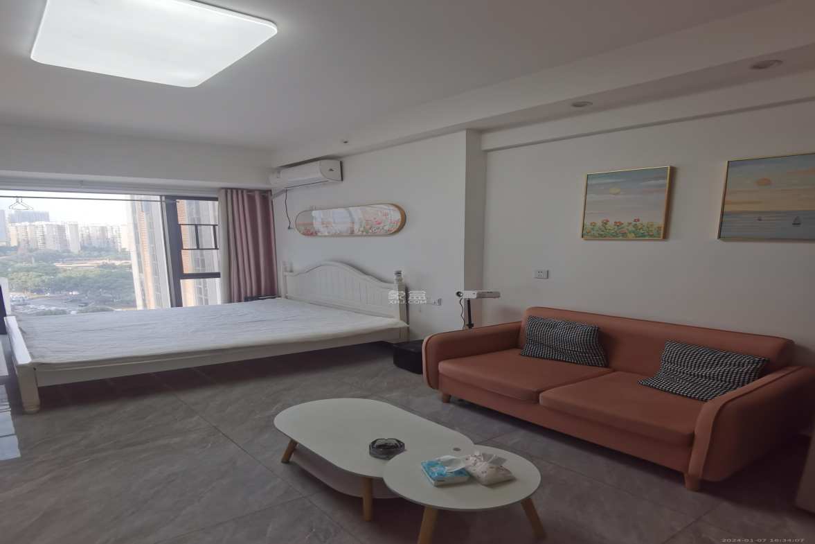 万润时光里  1室1厅1卫    1900.0元/月室内图