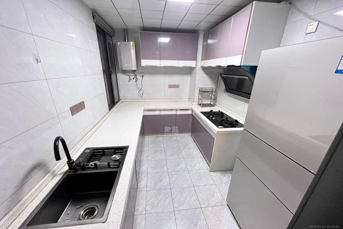 梅溪鑫苑名家 3室2厅1卫 2600.0元/月 梅溪鑫苑名家 3室2厅1卫 2600.0元/月室内图