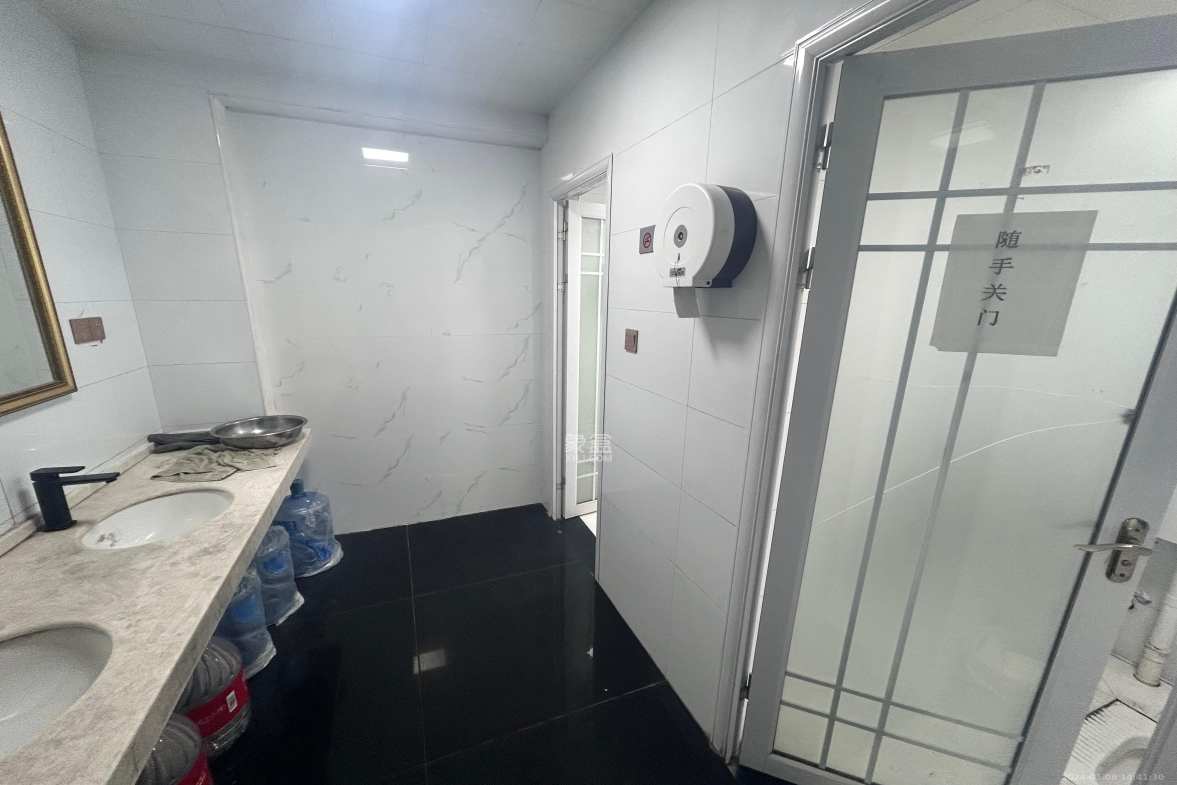 金鸿宇大厦  0室0厅0卫    9500.0元/月室内图