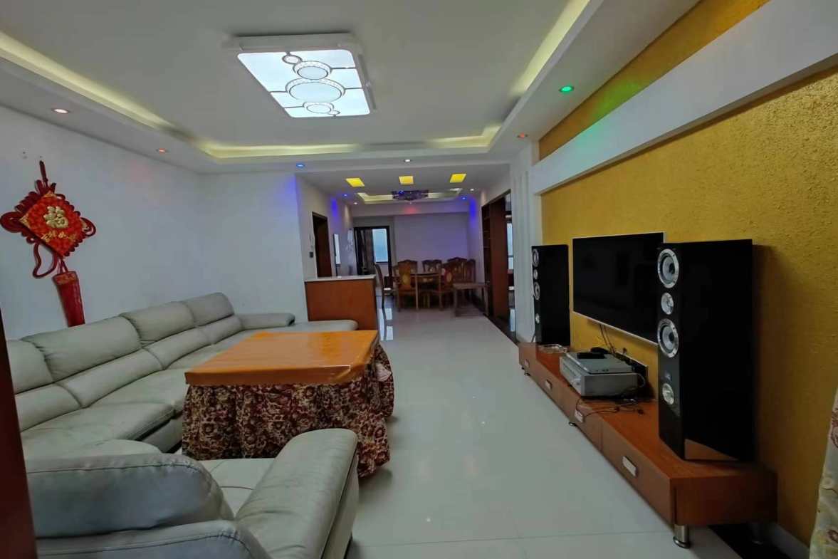 龙泰熙城 3室2厅2卫 75.0万 龙泰熙城 3室2厅2卫 75.0万室内图