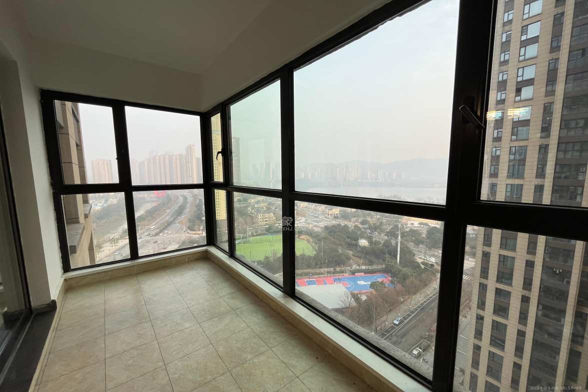 晟通牡丹舸  3室2厅2卫    5500.0元/月 晟通牡丹舸  3室2厅2卫    5500.0元/月室内图